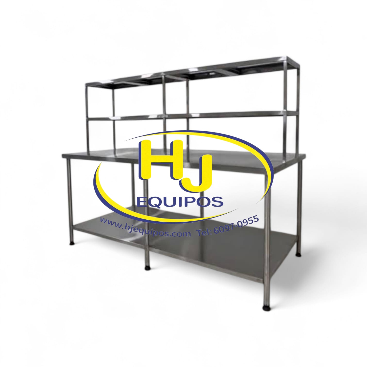 Mesas de trabajo con estantes aereos